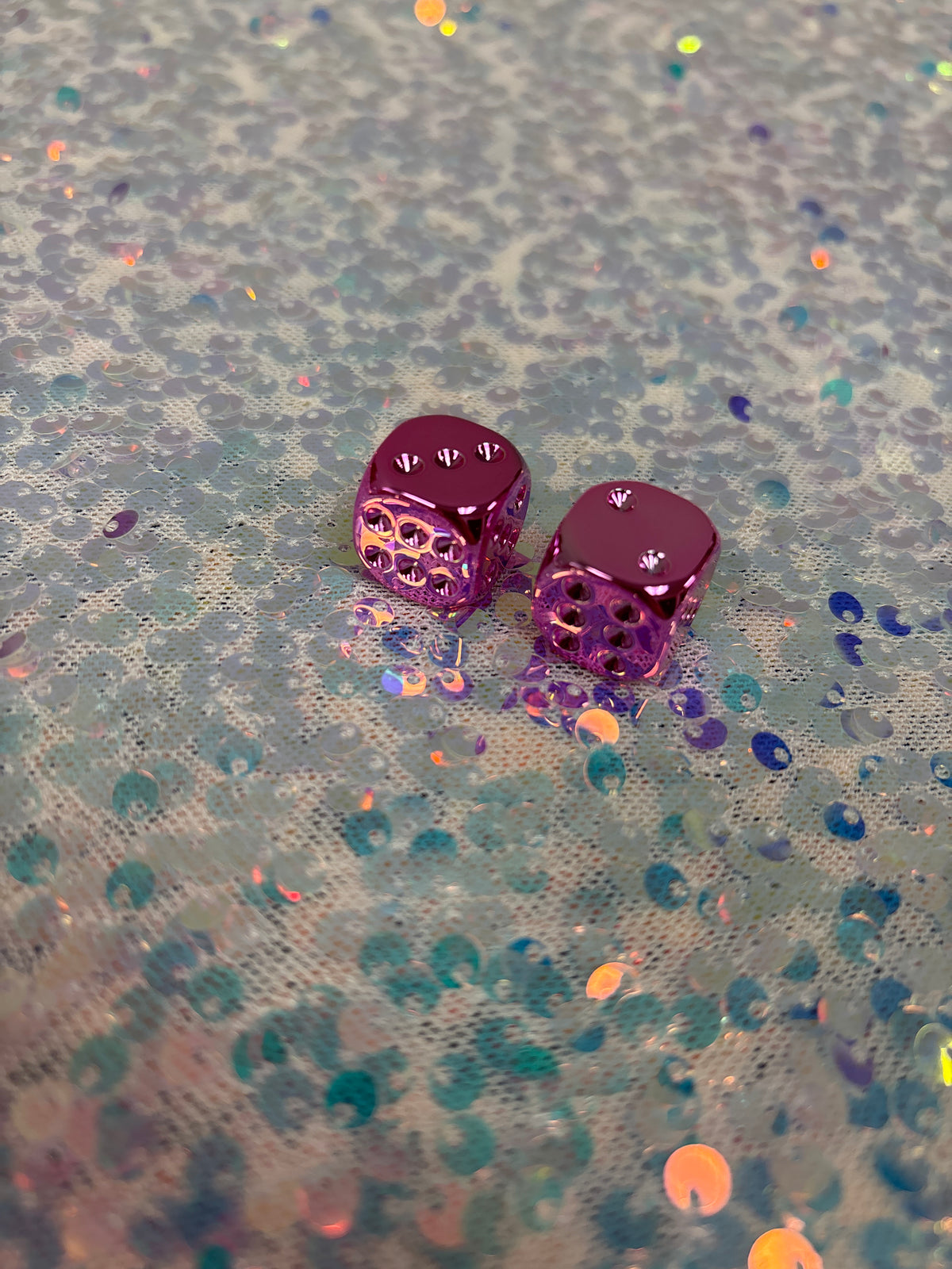 Metallic Pink Dice￼