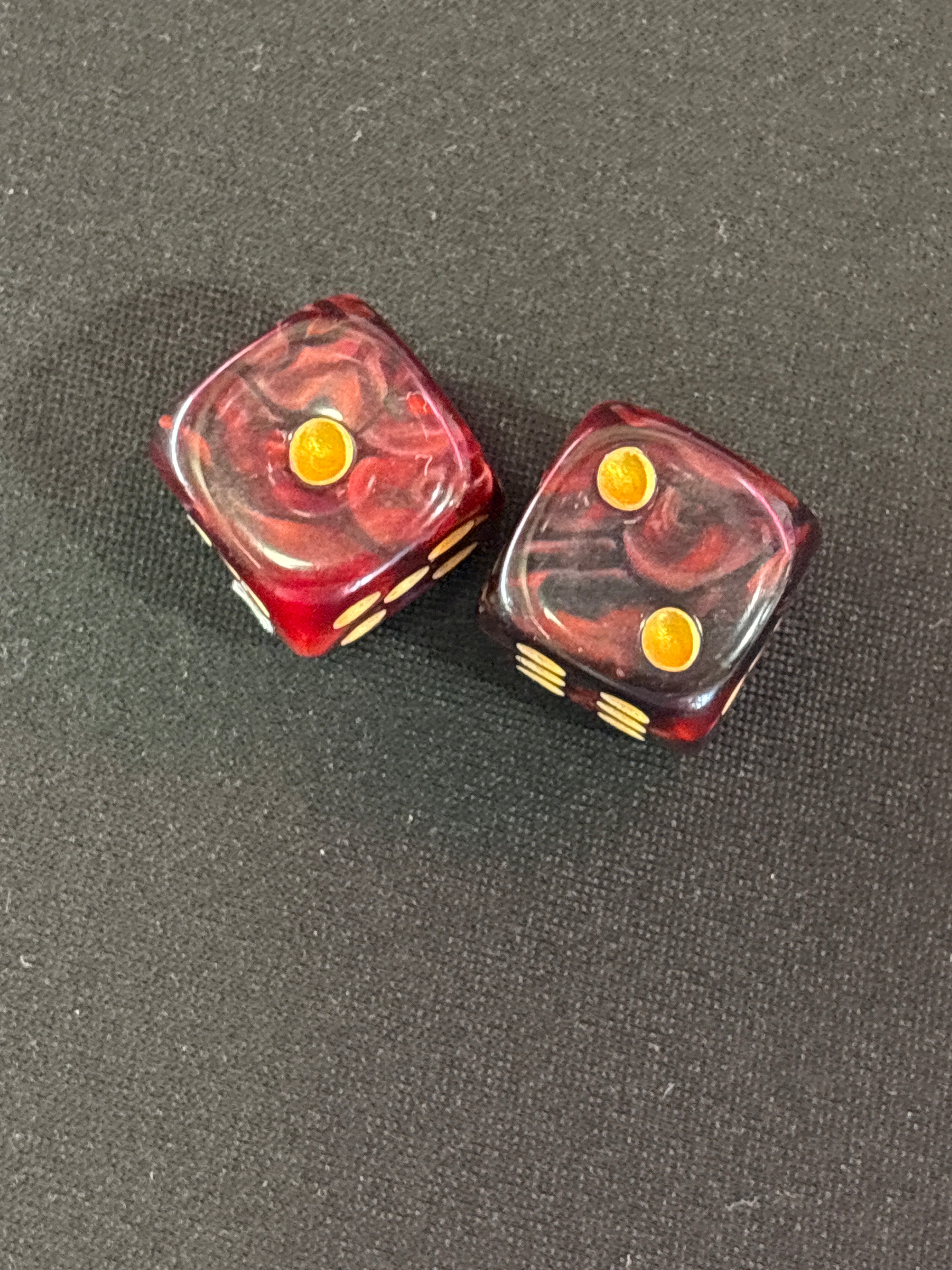 Red and Black Marble Mahjong Dice