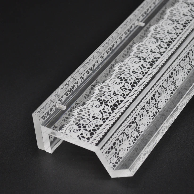 Middle and Main Lace Racks 20” (set of 4)