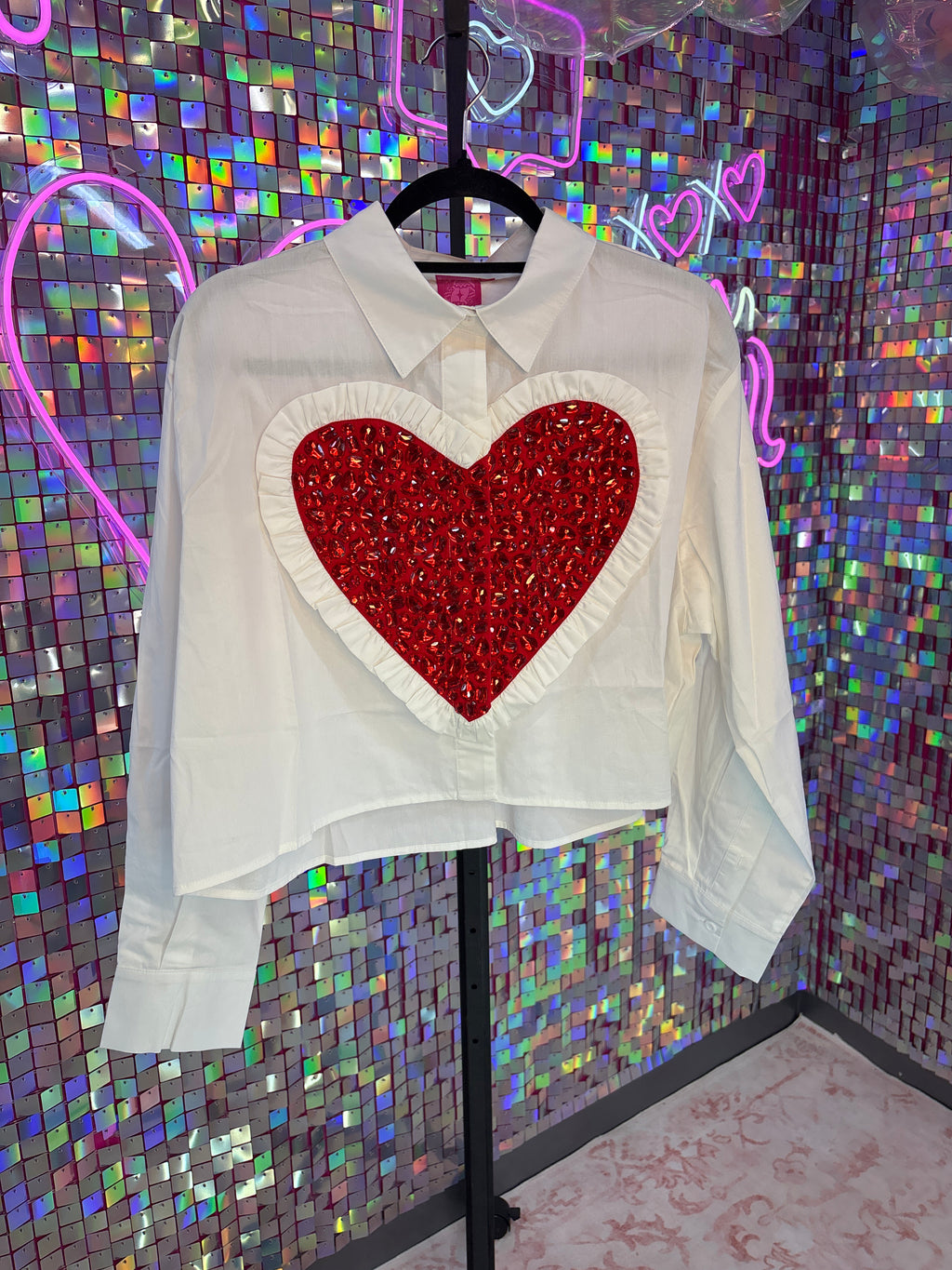 Queen of Sparkles QOS NWT White Button Up with Red Heart S