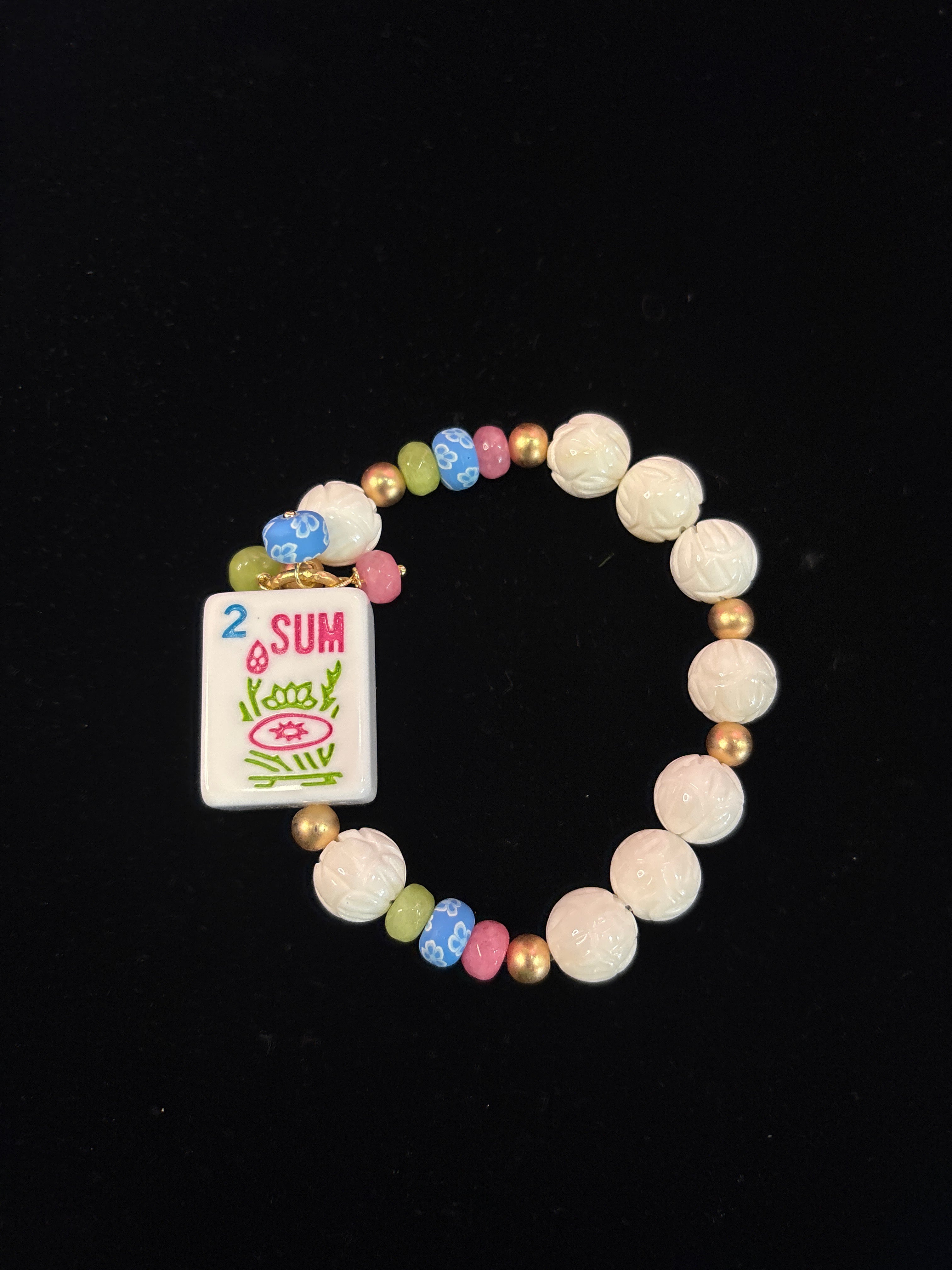 #18 Mahjong Tile Bracelet with White, Green, Pink, and Blue Beads with 2 Flower
