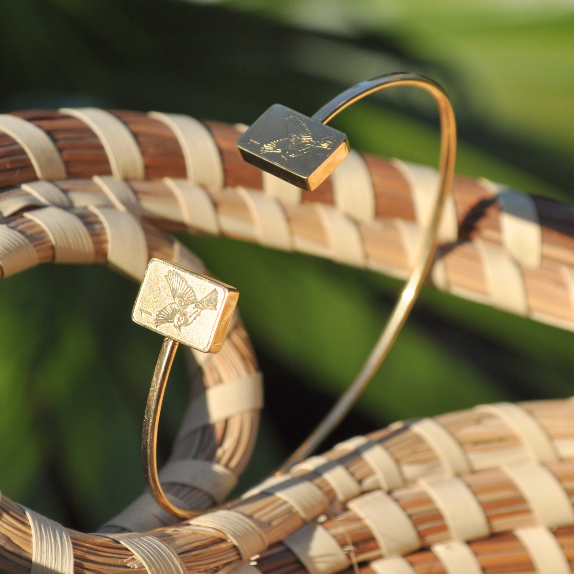 Double Sparrow Gold Bangle