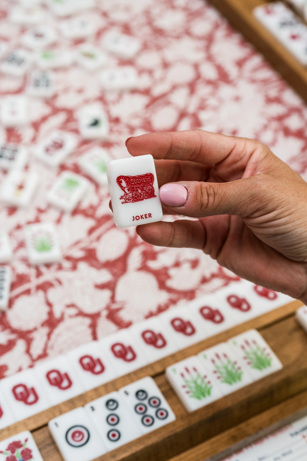 WEST WIND MAHJONG 
OU® - UNIVERSITY OF OKLAHOMA® TILES - PRE ORDER