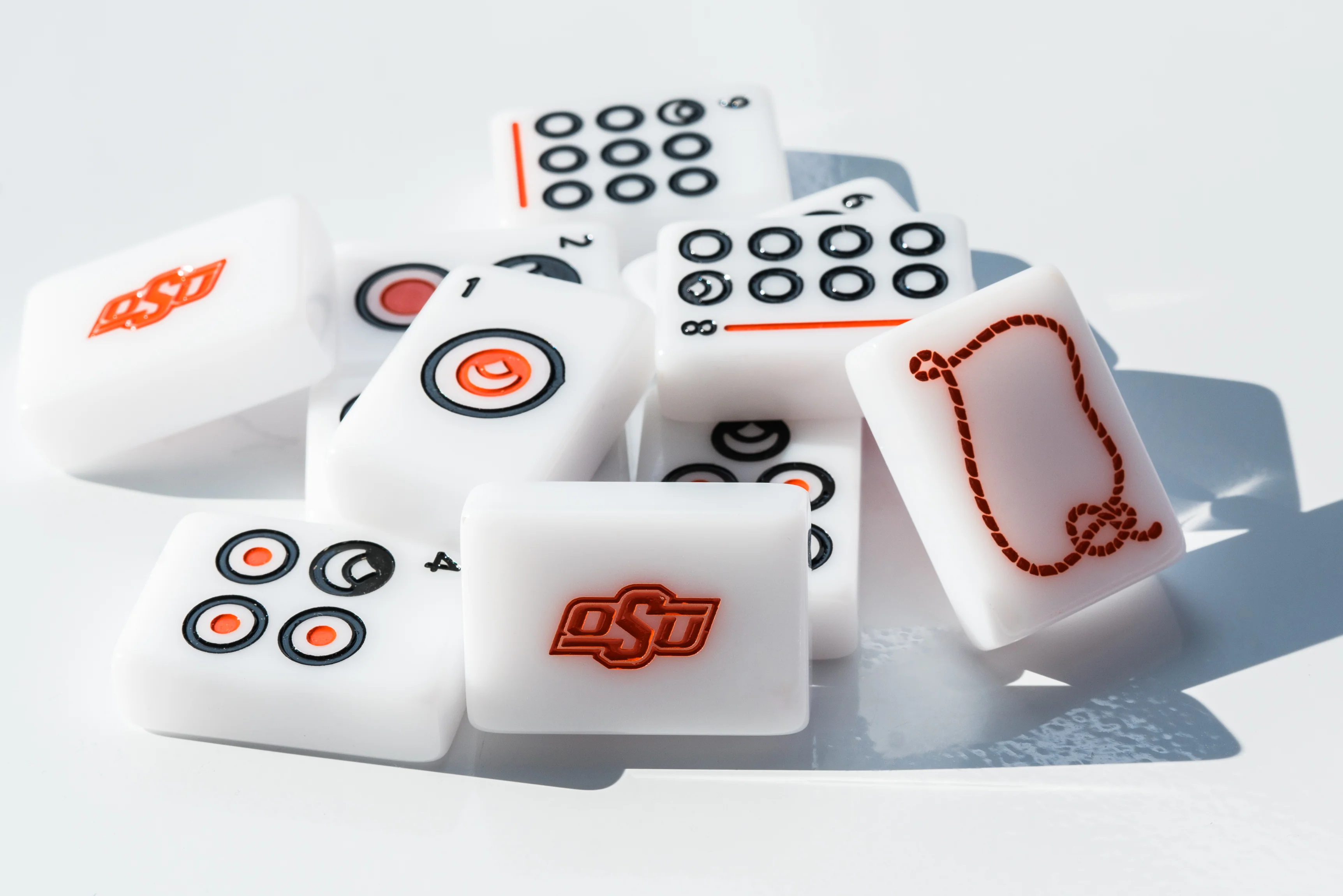 WEST WIND MAHJONG 
OSU® - OKLAHOMA STATE UNIVERSITY® TILES