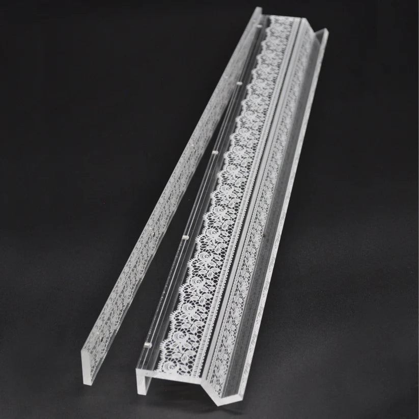 Middle and Main Lace Racks 20” (set of 4)